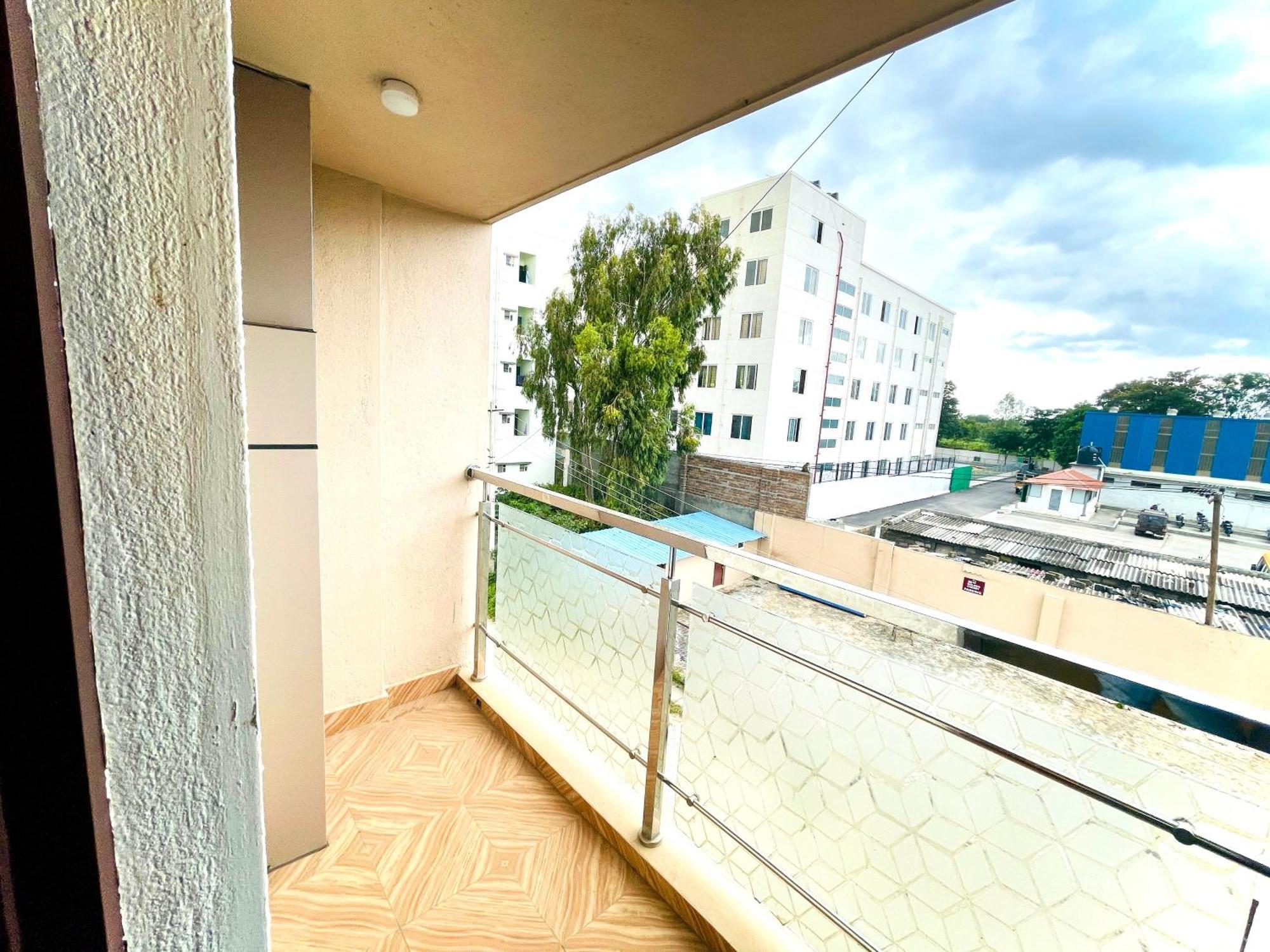 Aura By Agira Hotels Yelahanka Exterior foto