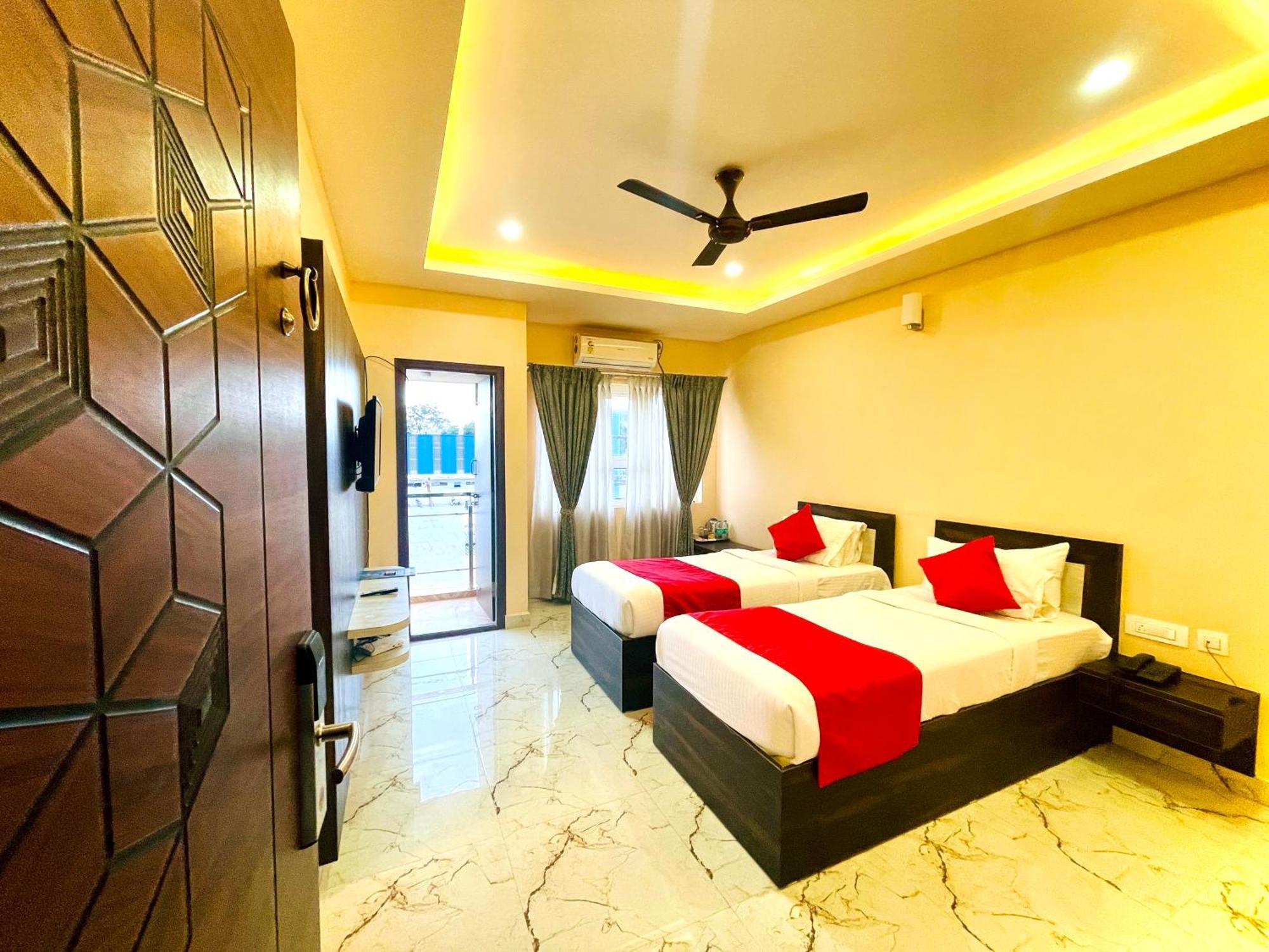 Aura By Agira Hotels Yelahanka Exterior foto