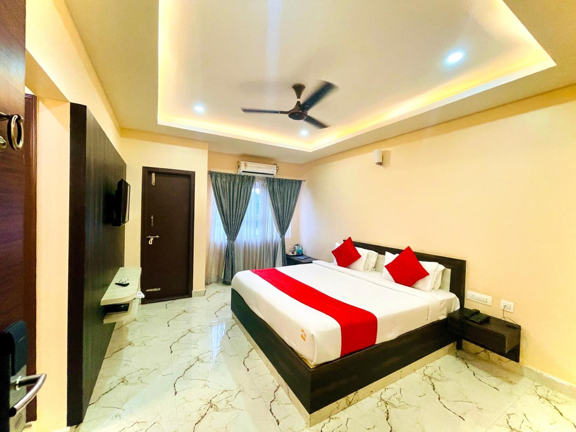 Aura By Agira Hotels Yelahanka Exterior foto