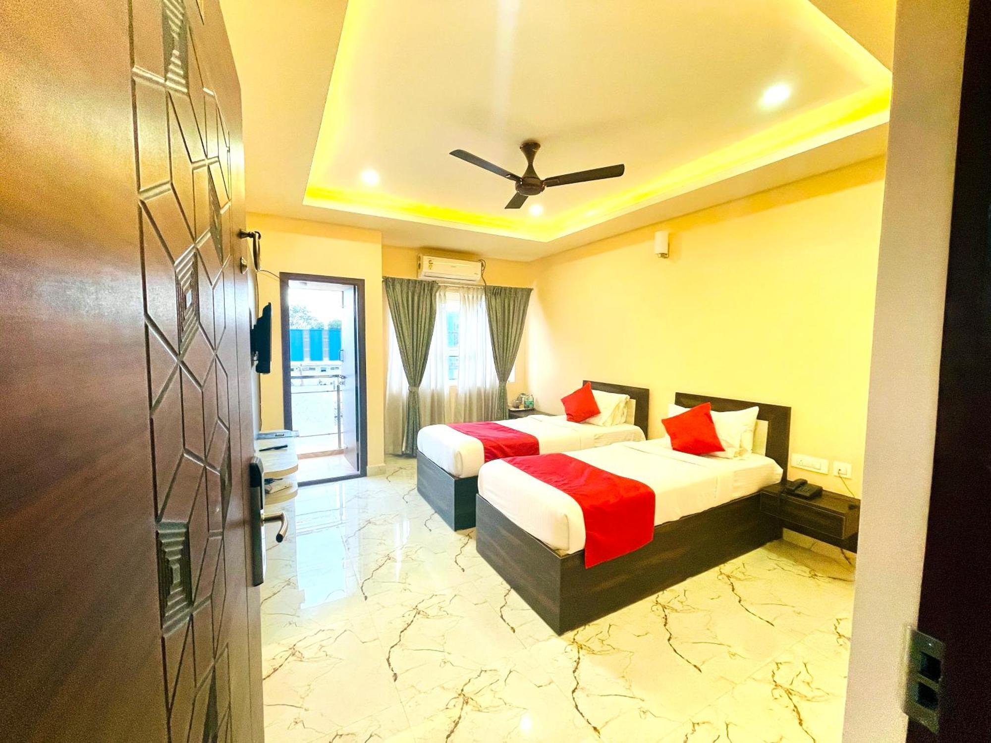 Aura By Agira Hotels Yelahanka Exterior foto